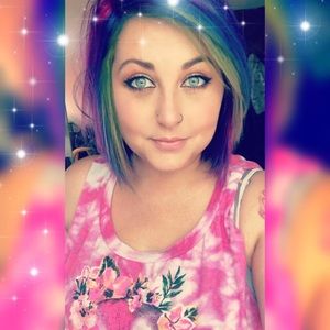 Meet your Posher, Katelyn